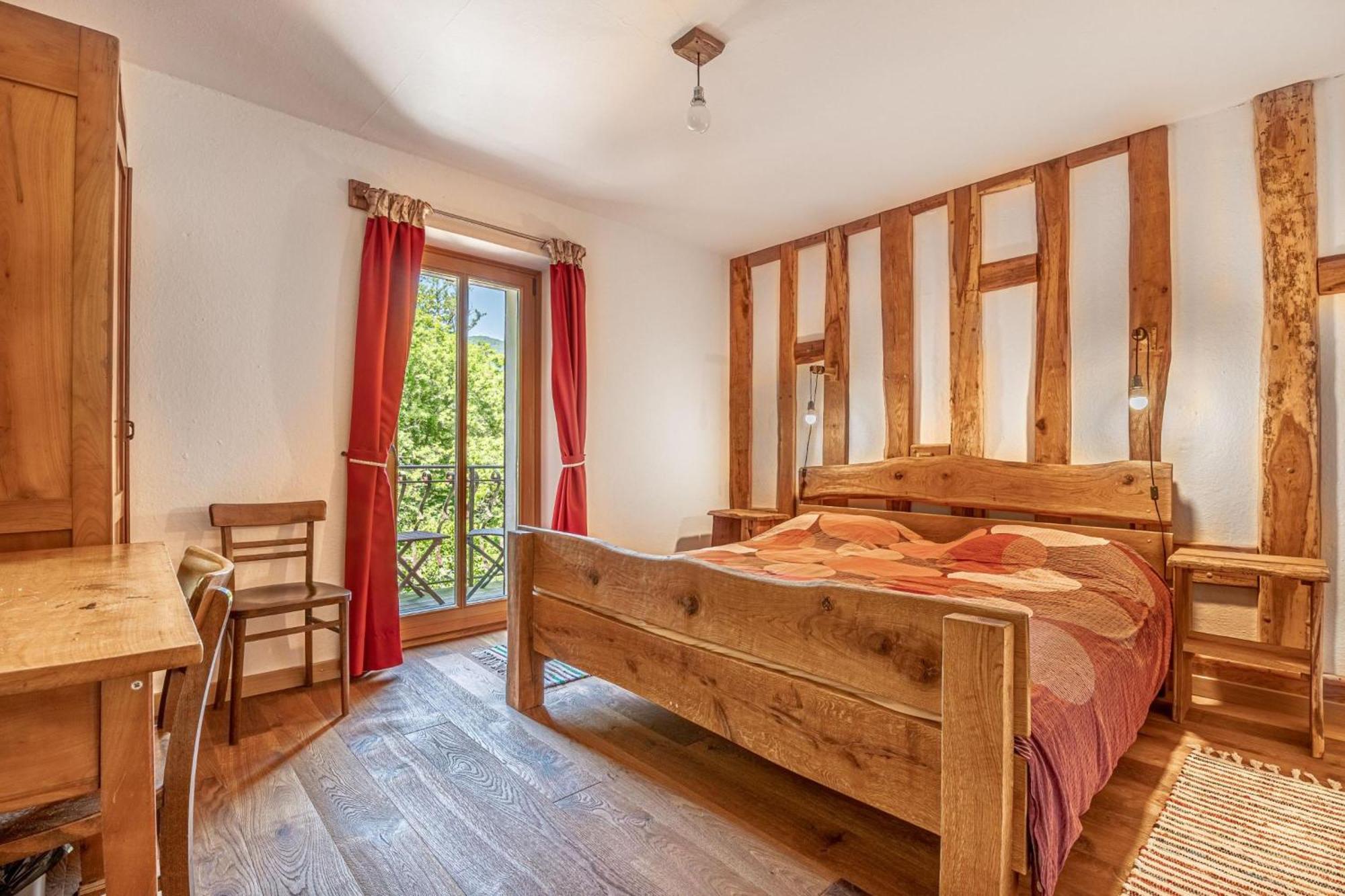 House By The Stream - Happy Rentals Avce Exteriör bild